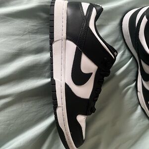 Nike Men's Black and White Dunks